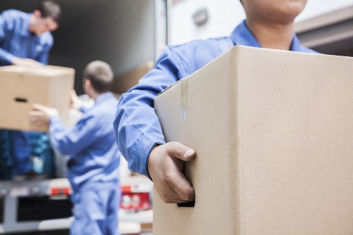 Moving van service in Hoxton for local home and office removals