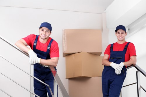 Local removals team handling access in Hoxton