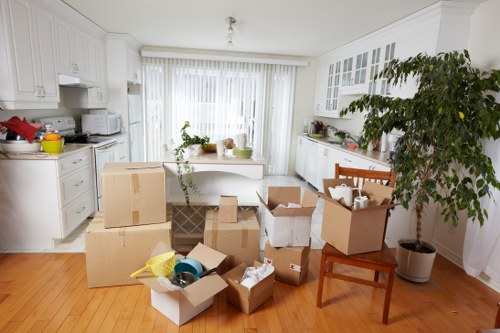 Urban moving support in Hoxton for home and office items