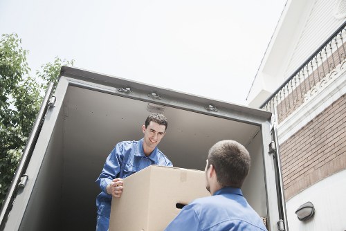 Sustainable Man With Van Hoxton service with recycling and reuse focus